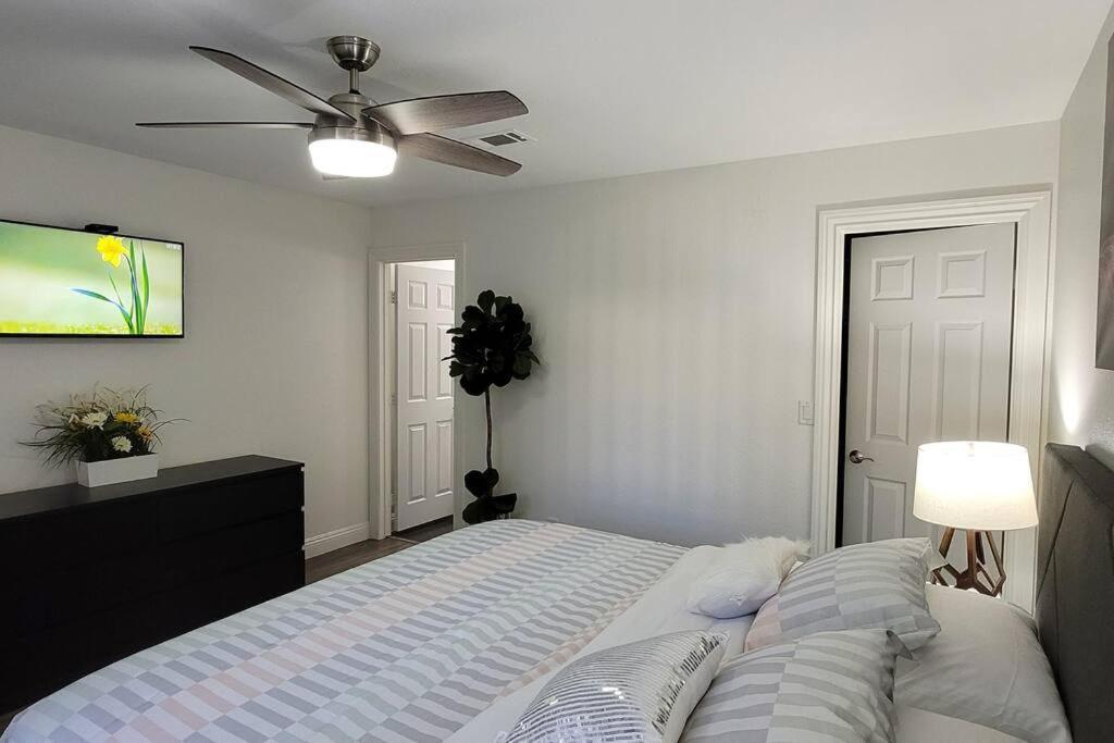 L - Fully Remodeled And Professionally Decorated Las Vegas Kültér fotó