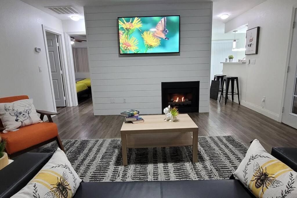 L - Fully Remodeled And Professionally Decorated Las Vegas Kültér fotó