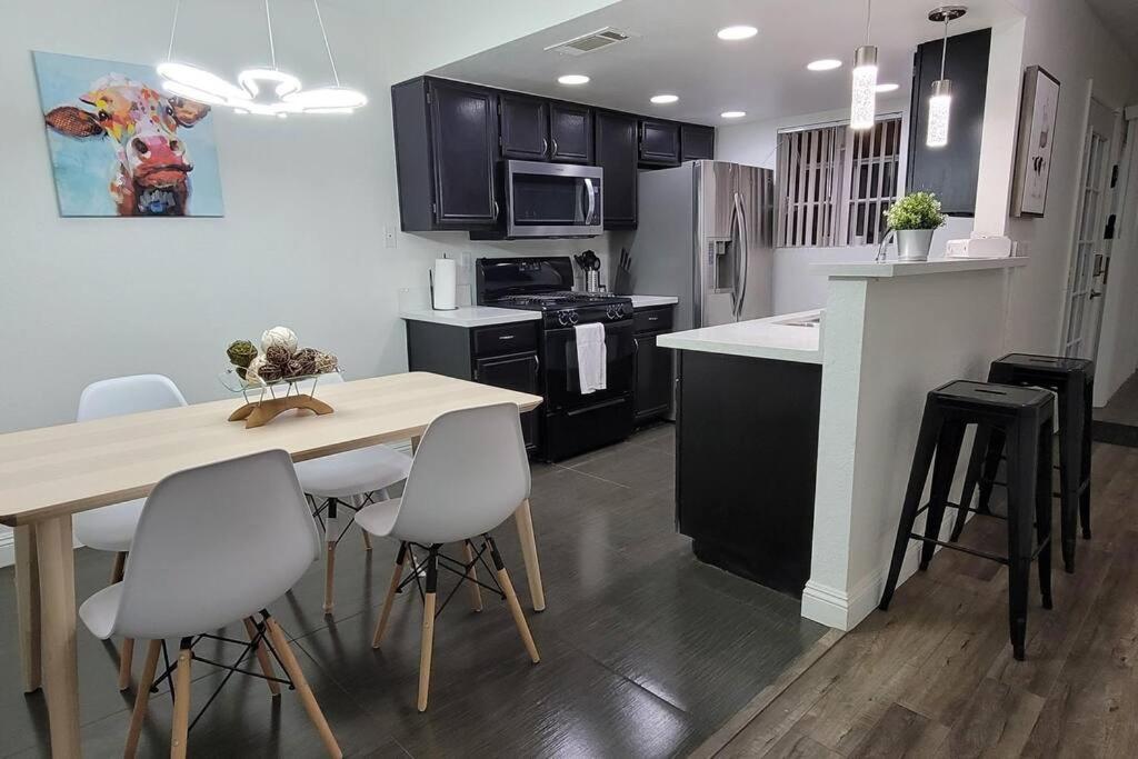 L - Fully Remodeled And Professionally Decorated Las Vegas Kültér fotó